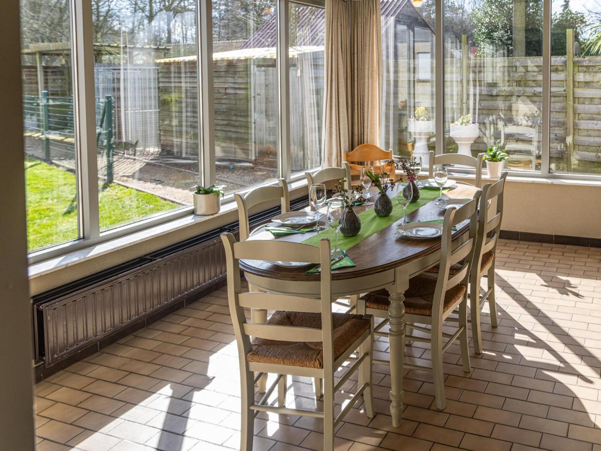 Het Bruegelhof Villa Peer Buitenkant foto