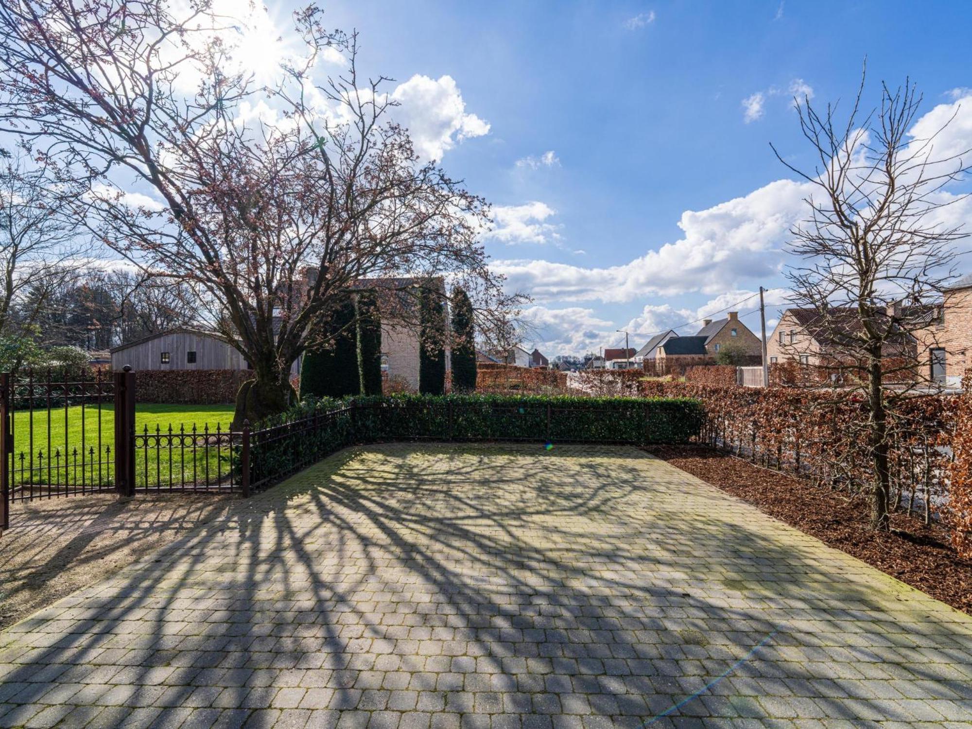 Het Bruegelhof Villa Peer Buitenkant foto
